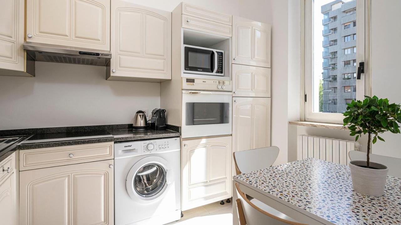 Apartamento "Gold Fashion" - Residenza Duomo Citylife Milán Exterior foto
